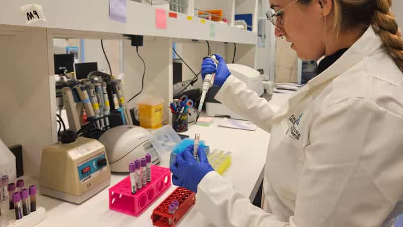 Diagnóstico de enfermedades raras: clínicas, costos y opciones en Chile